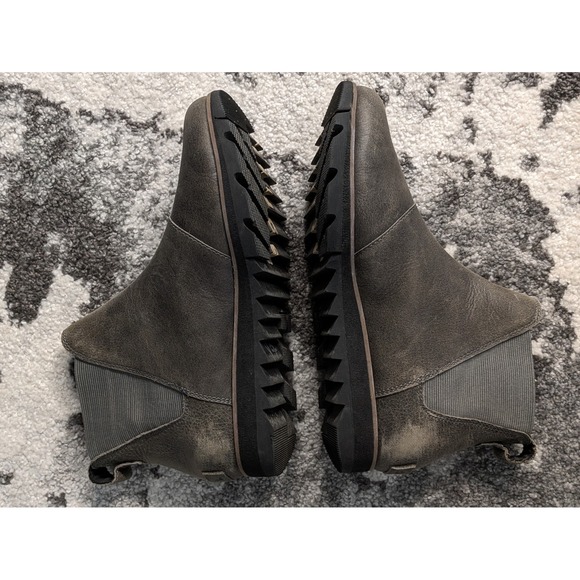 Sorel Women's Harlow‎ Chelsea Rain Boot — Waterproof Leather Ankle Booties - Picture 3 of 7